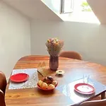 Loft At Leonie *